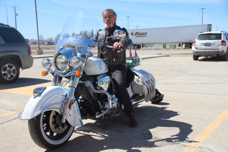 Local Commandos Motorcycle Club president gives tips on road safety